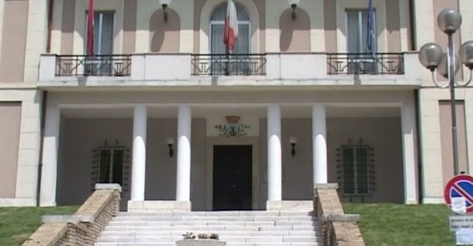 civitella roveto comune e carabinieri 110712 rep 05