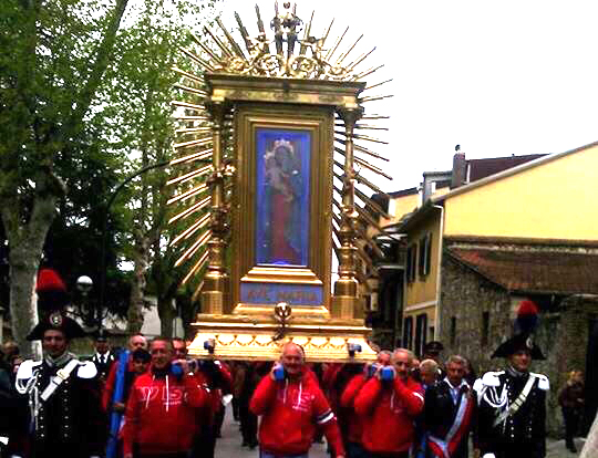 avezzano processione pietraquaria