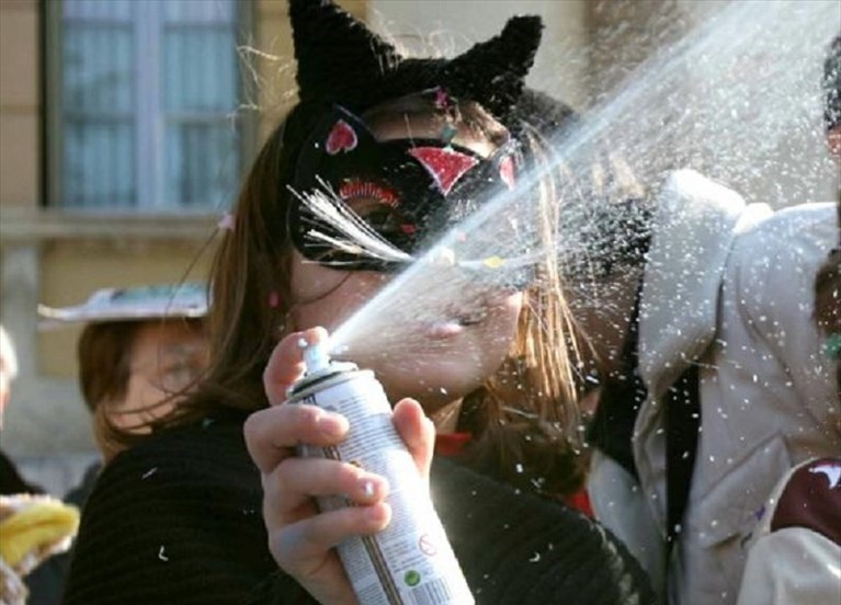 carnevale bombolette spray