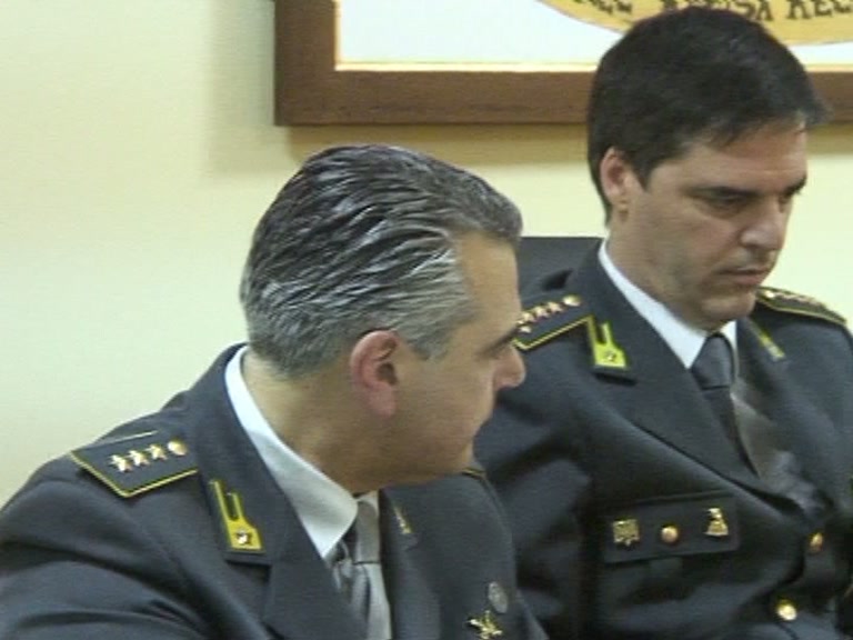 guardia di finanza operaz delizia 200412 rep 06