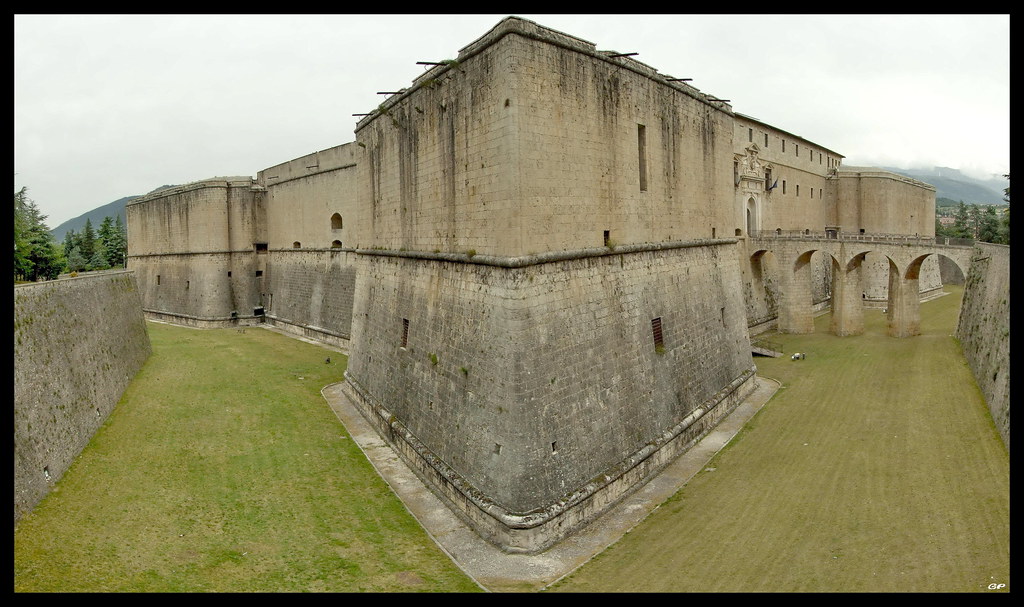 l aquila castello