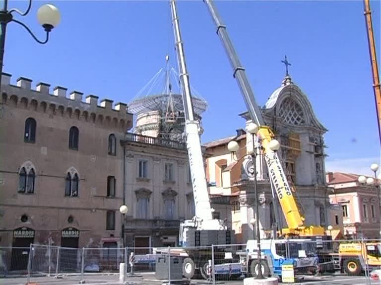 l aquila chiesa anime sante copertura 030912 rep 01