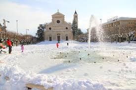 piazza risorgimento neve