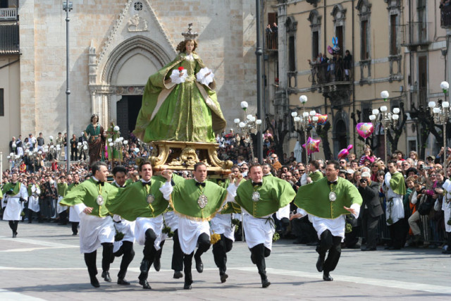 sulmona madonna che scappa